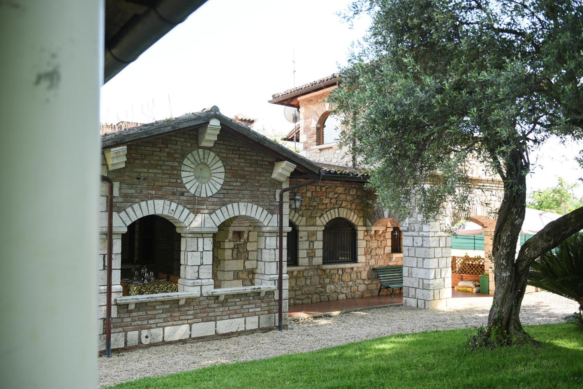 Casale Esmeralda Norma Exteriér fotografie